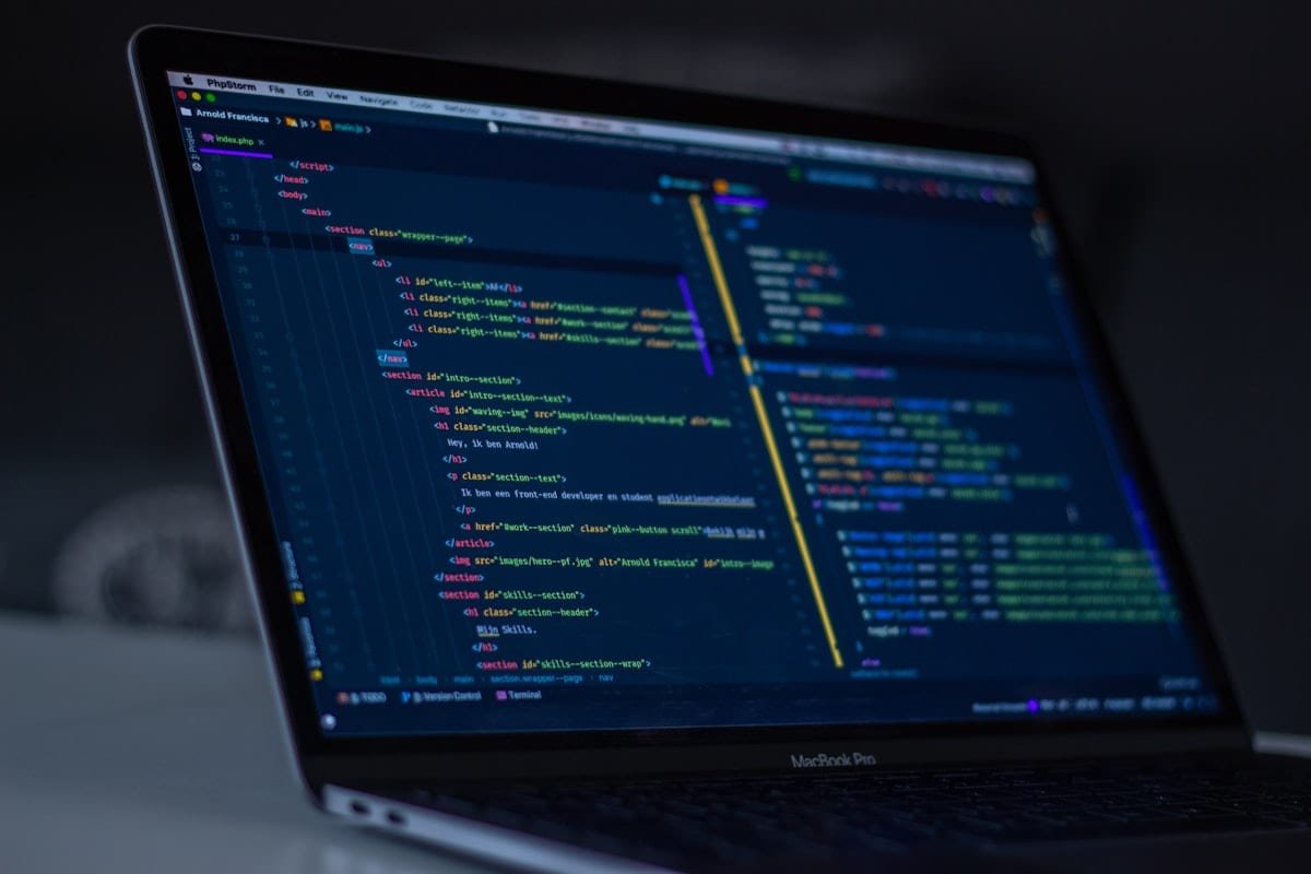 Engineering 99+ Core Web Vitals with Next.js 16: An Architectural Deep Dive
